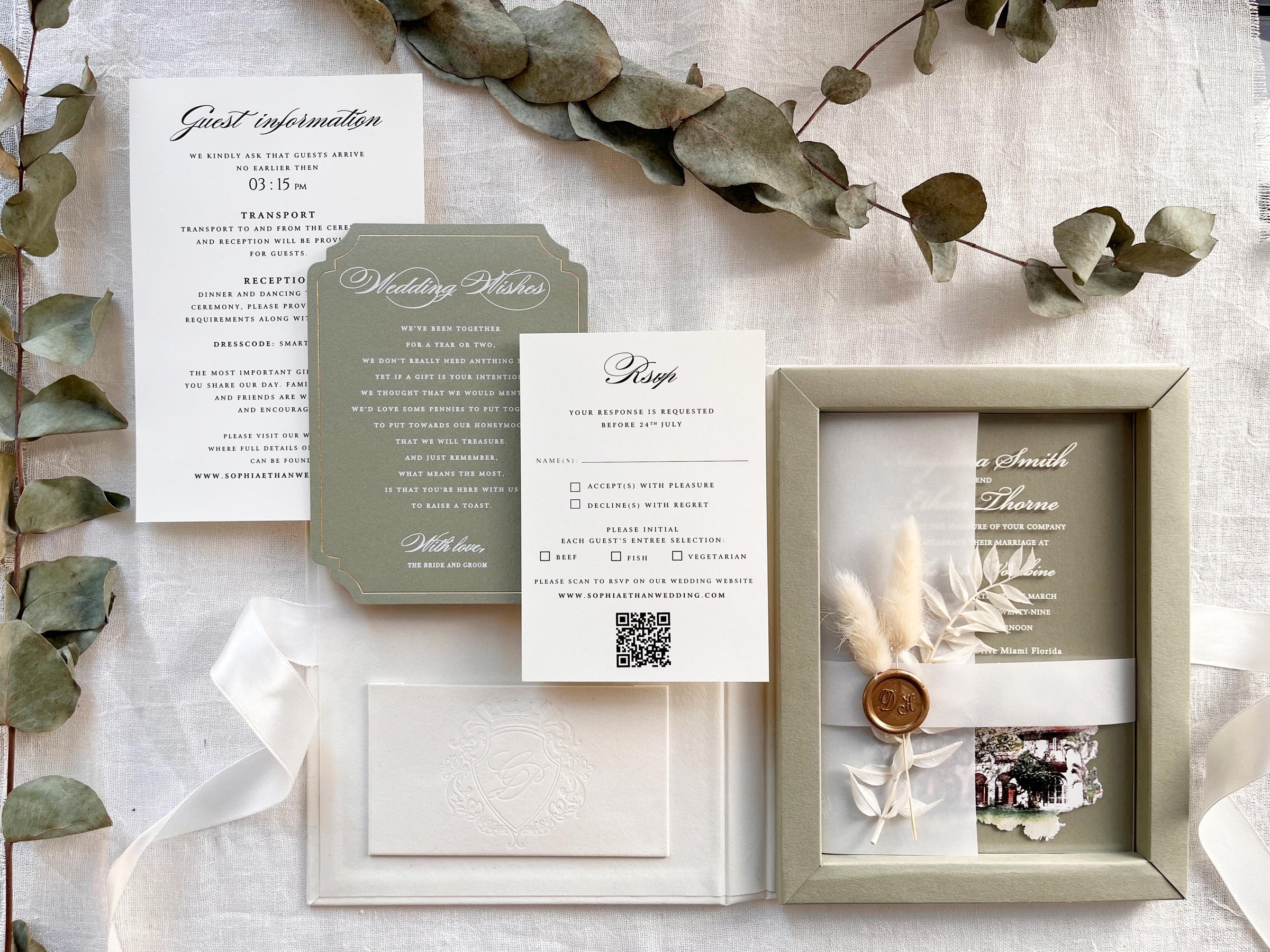Velvet Wedding Box Suite with Acrylic Invite & Watercolour Venue | Villa Woodbine